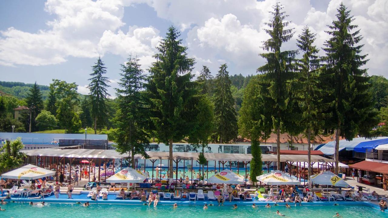 Apartament Iulia Geoagiu Bai Bagian luar foto